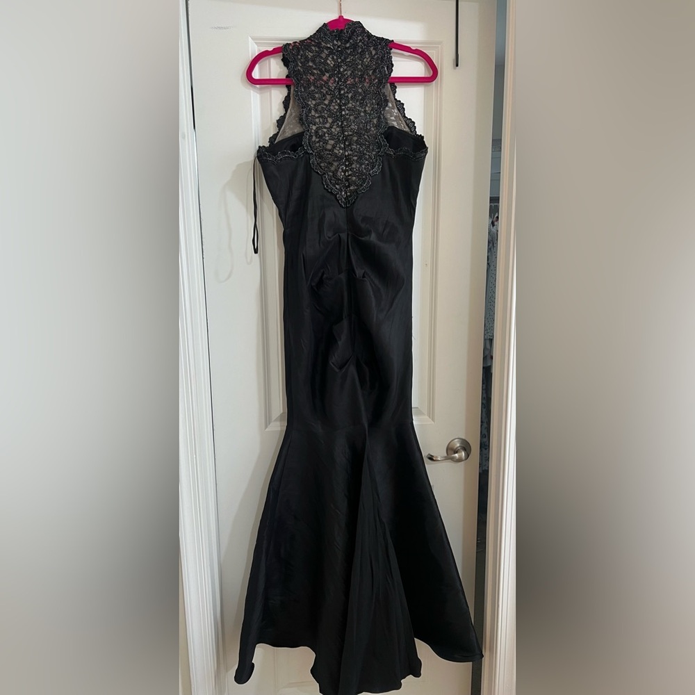 Xscape Mermaid Black Lace Floral Dress - Picture 7 of 8